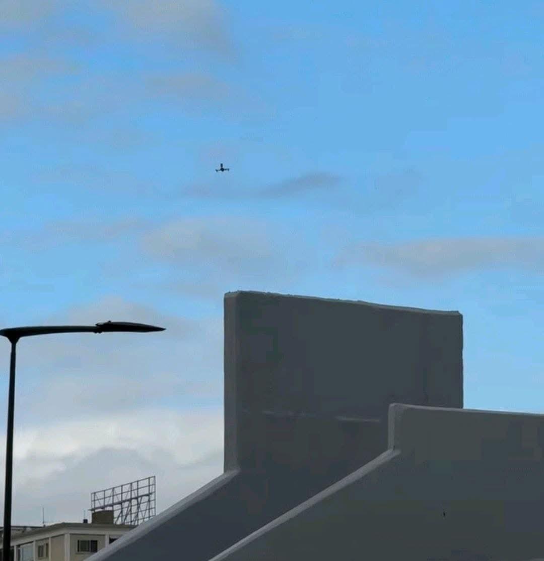 开云APP-刺探军情？备战非洲杯铜牌战的埃及队在训练中疑遭无人机监视