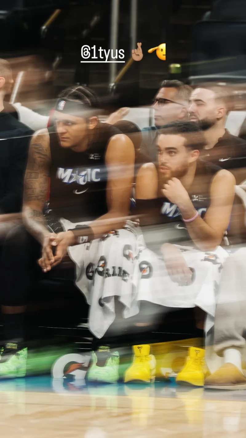 开云-祝未来好运！班凯罗Ins晒合影向泰厄斯-琼斯告别